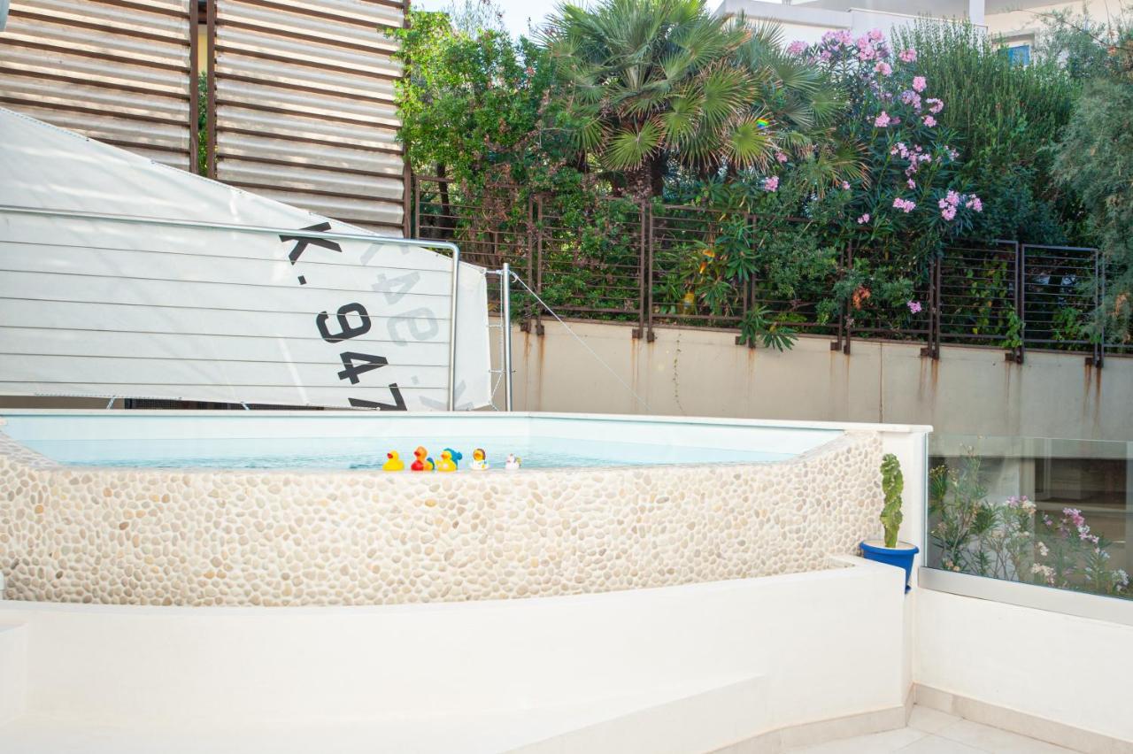 Lux B&Beach Sardvs Castelsardo Exterior photo