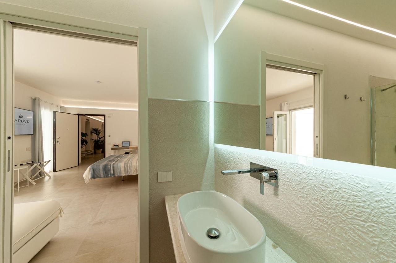 Lux B&Beach Sardvs Castelsardo Exterior photo